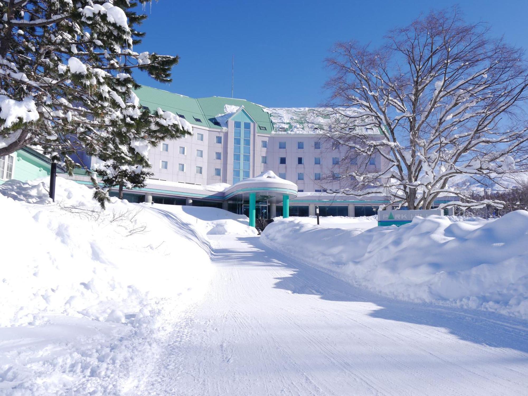 Biei Shirogane Onsen Hotel Park Hills Экстерьер фото